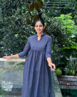 chiti_thewestloom_bluedress_cotton_2jpg