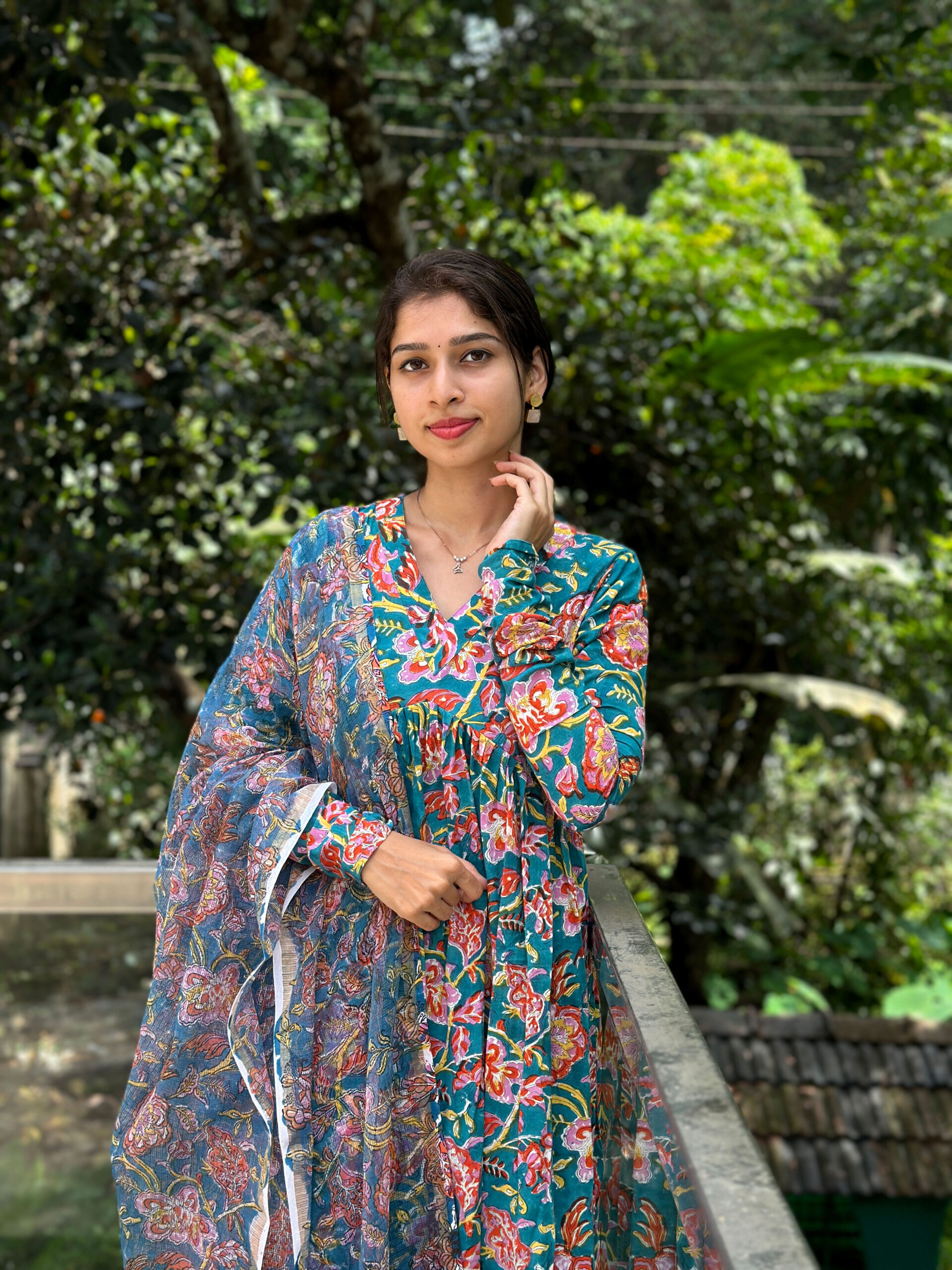 Yedhita_thewestloom_green3pcset5