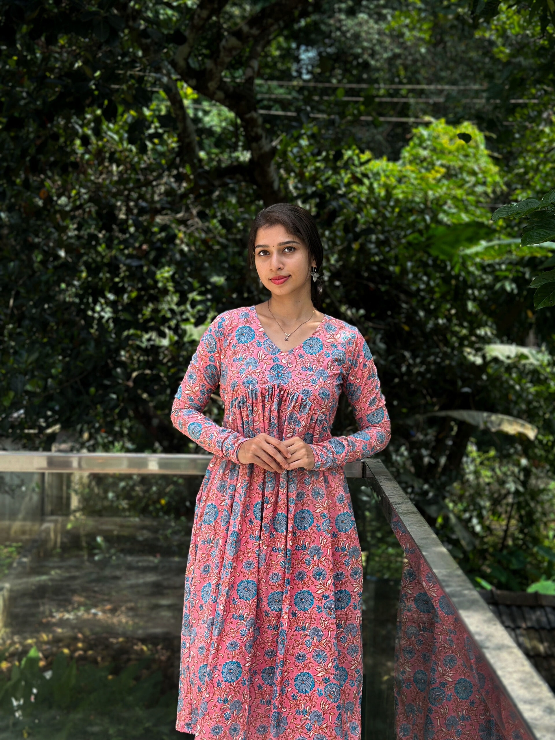 maria_thewestloom_pink_floral_kurtase2