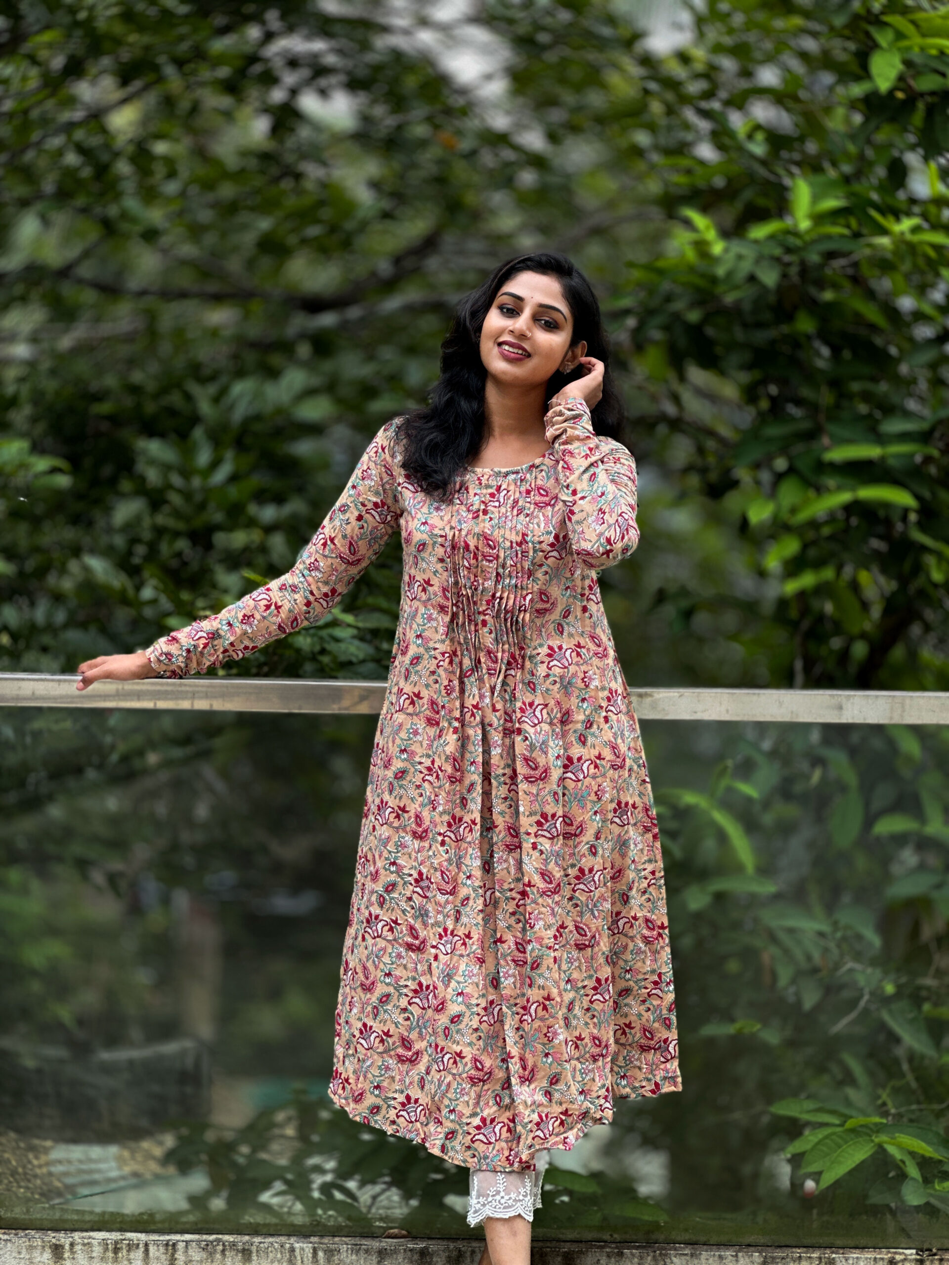 Sumin_thewestloom_beigekurta_1