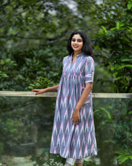 pallabee_thewestloom_ikatkurta_7