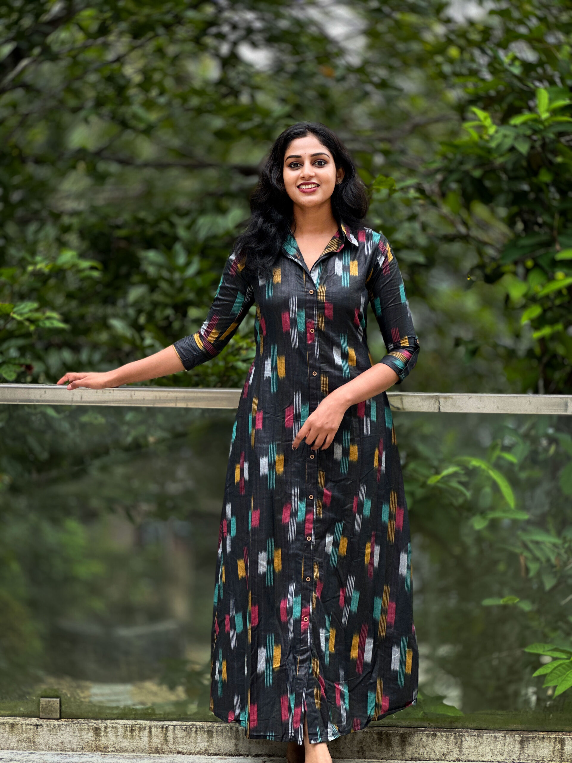 sarga_thewestloom_ikatblack4