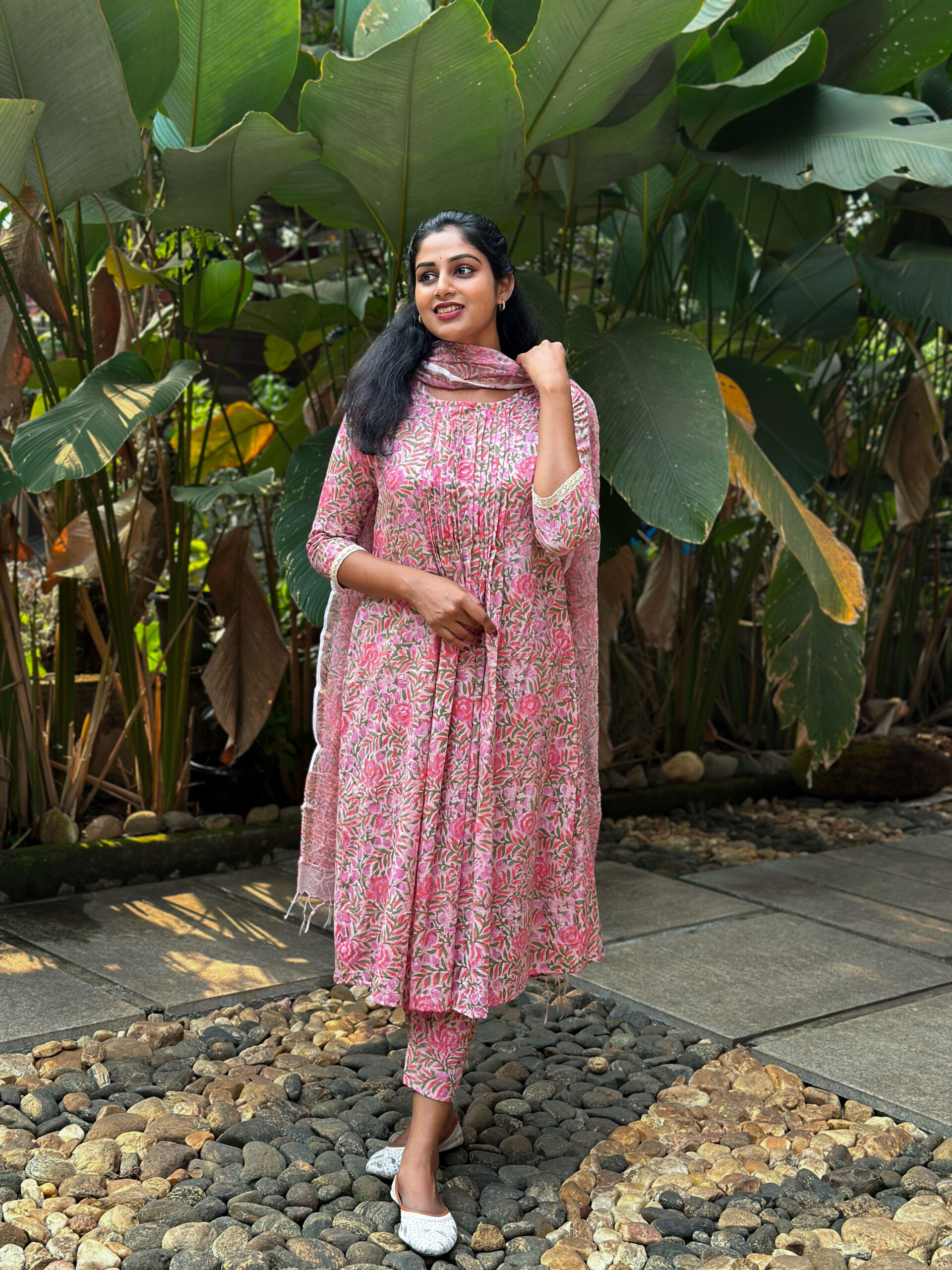 Aniharika_thewestloom_pink-salwar_suit_1