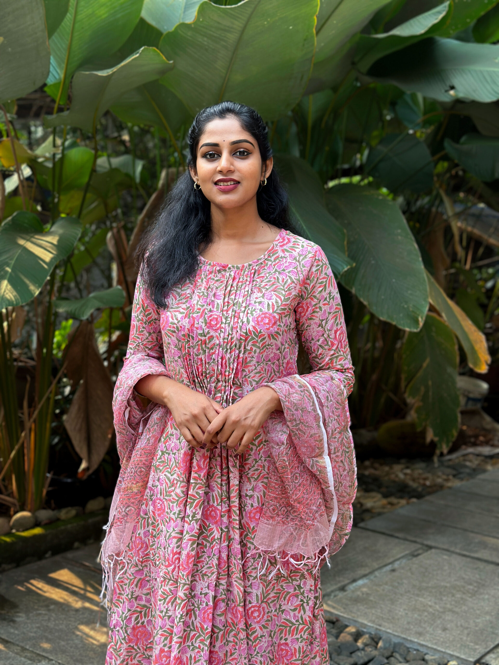 Aniharika_thewestloom_pink-salwar_suit_3