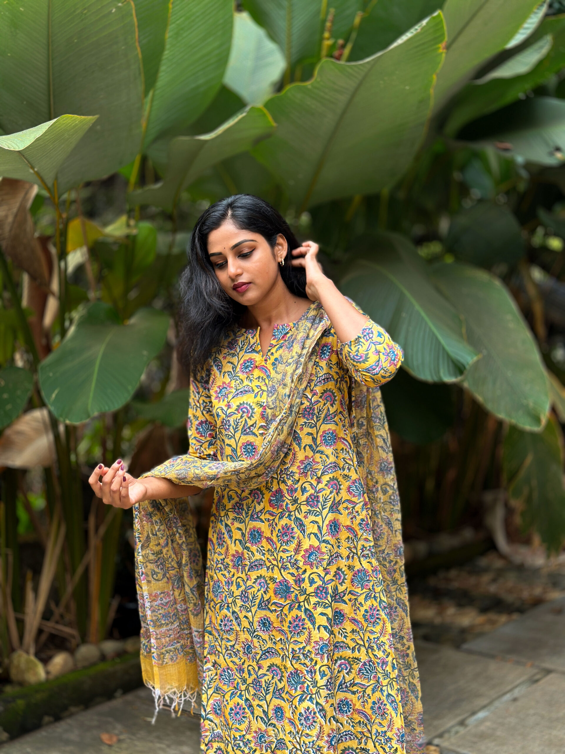 nimisha_thewestloom_yellowkurta_3