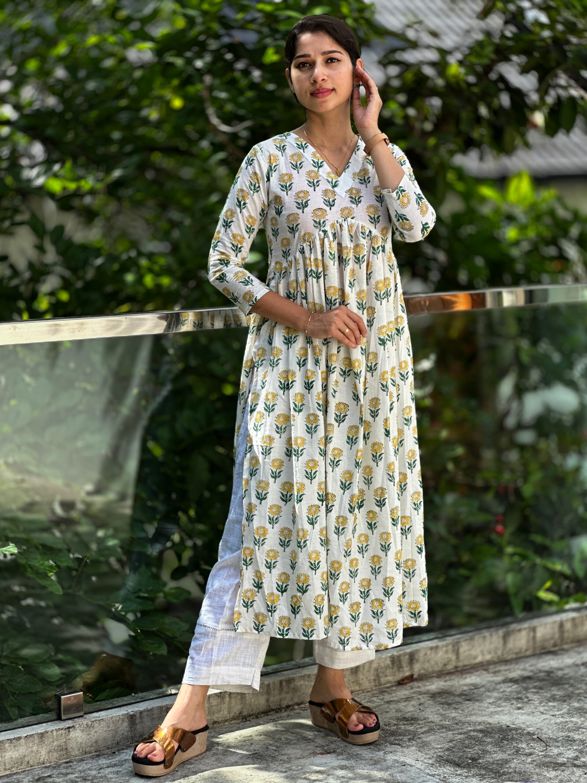 rebeena_whitekurta_thewestloom3