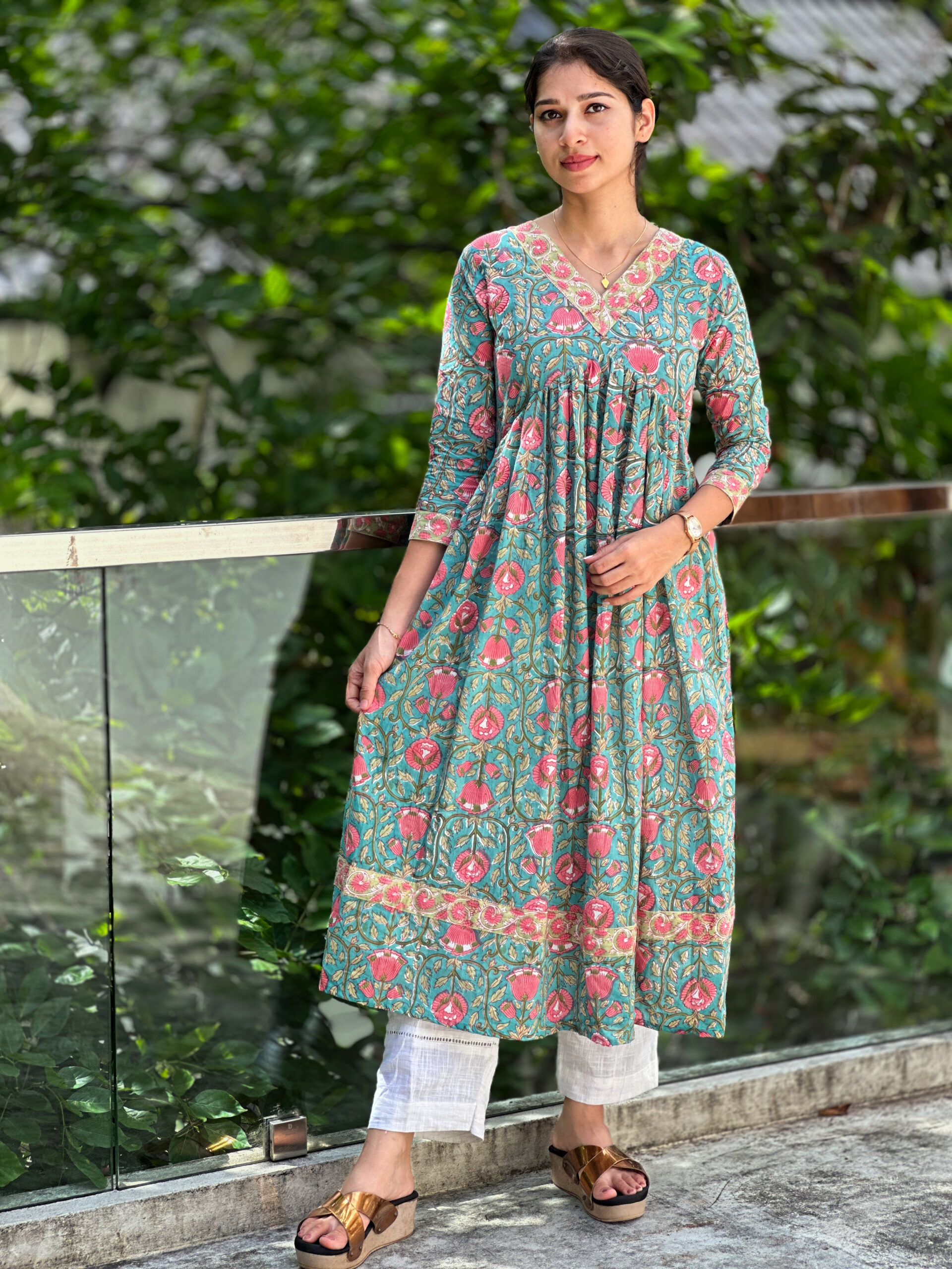 shysha_thewestloom_bluekurta_2