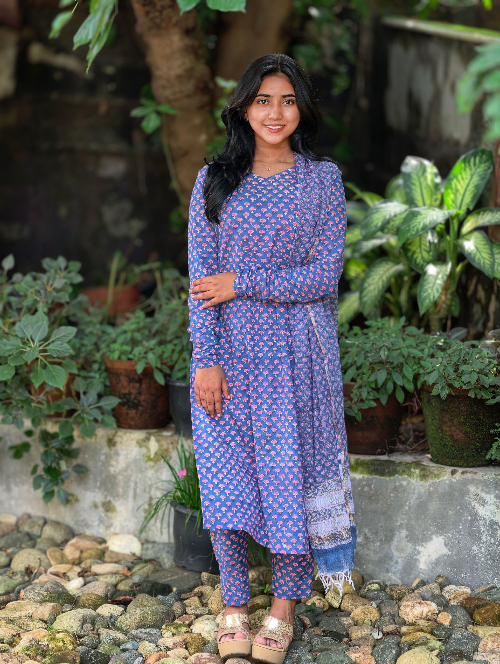 Pavani_thewestloom_bluesalwar_5