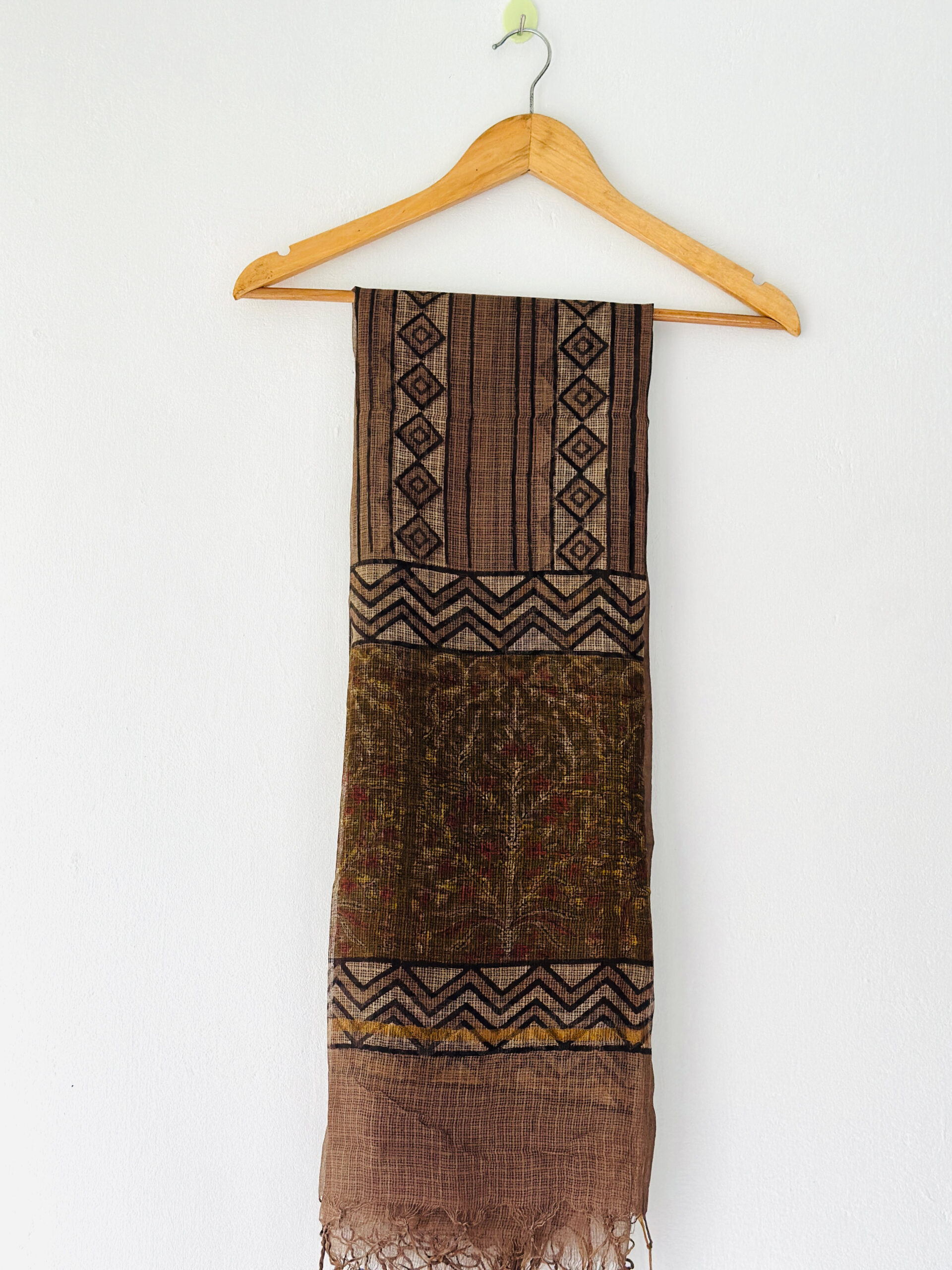 Deeksna_unstitched_thewestloom_1
