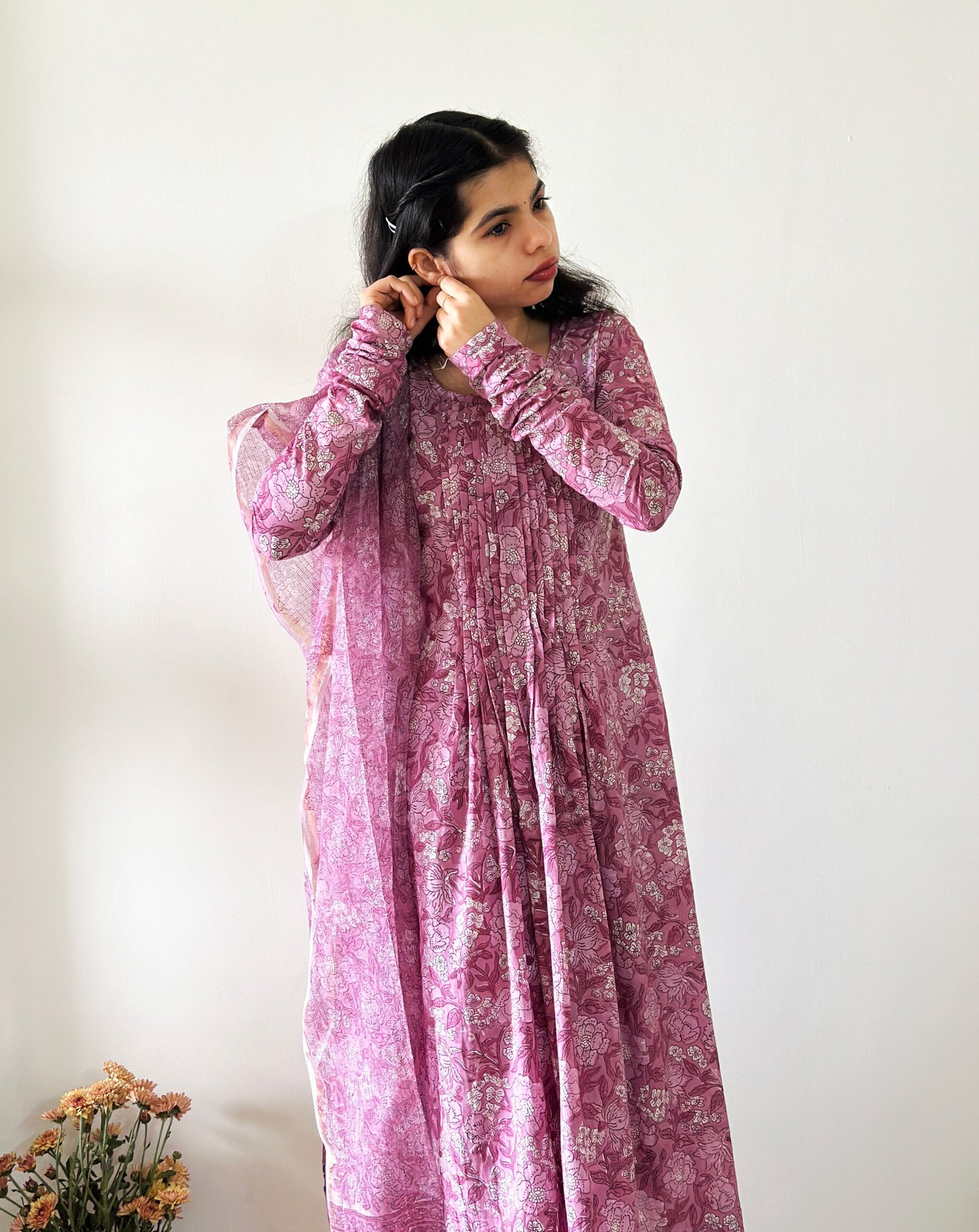 Gulzarr_thewestloom_pink_pintucksalwar_1